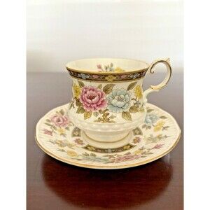 Rosina Queen's Cathay Teacup and Saucer Bone China England Excellent Condition